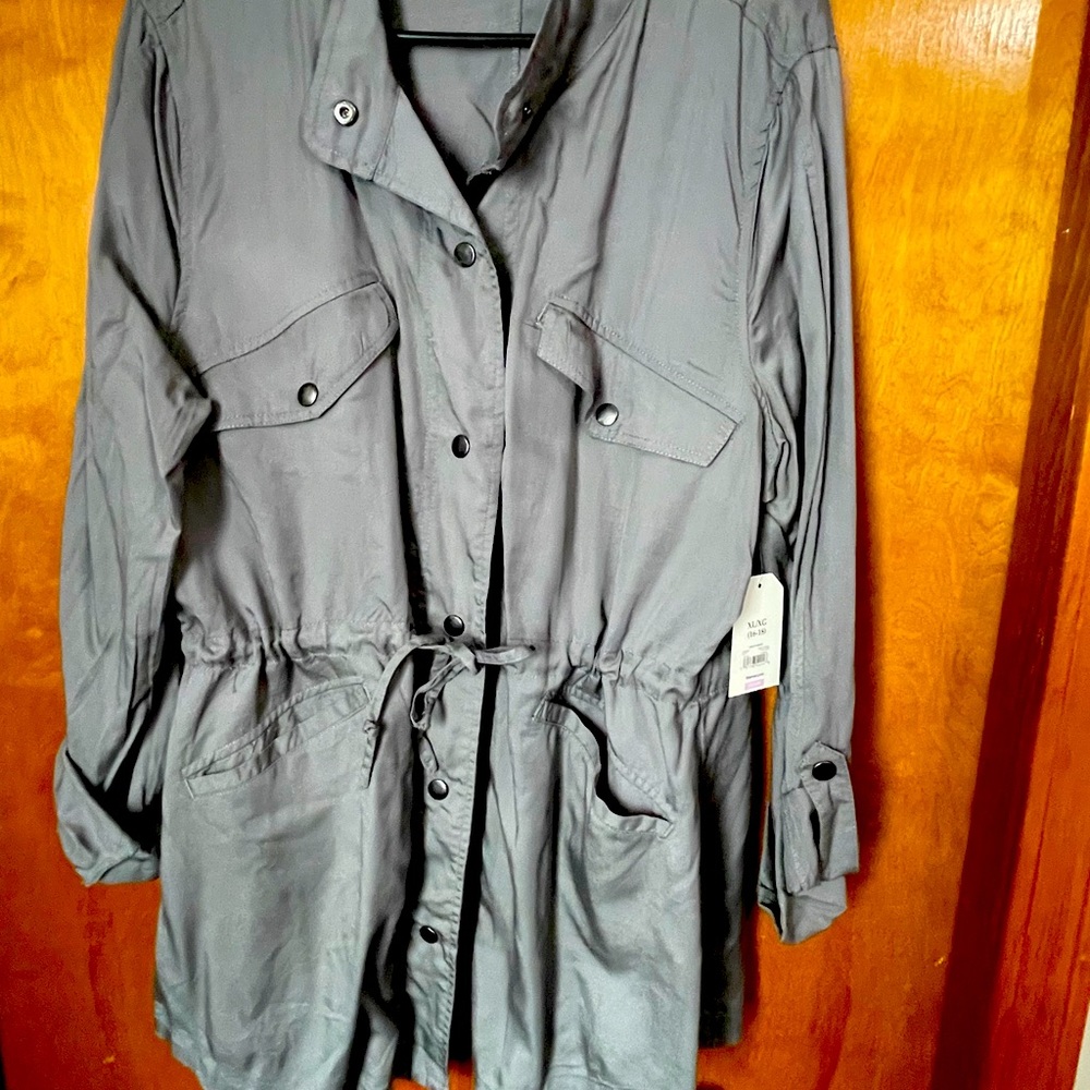 Women’s light weight jacket